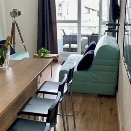 Apartment Renove Et Climatise Avec Terrasse, Parking Prive Et Options Confort A - Fr-1-387-209 Marseillan (Herault)